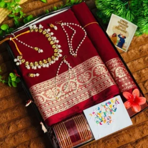 প্রিমিয়াম আড়ং কটন শাড়ি, কুন্দন জুয়েলারি ও চুড়ি ফুল কম্বো সেট